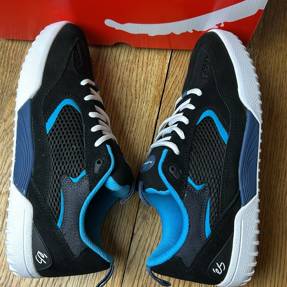 eS Quattro Skate shoes black/blue brand new in box - Picture 5 of 9